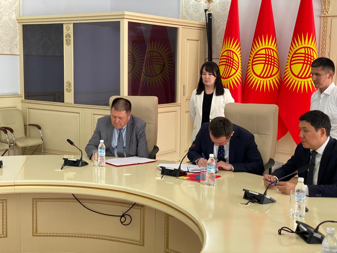 44 миллиона сомов на поддержку женского предпринимательства